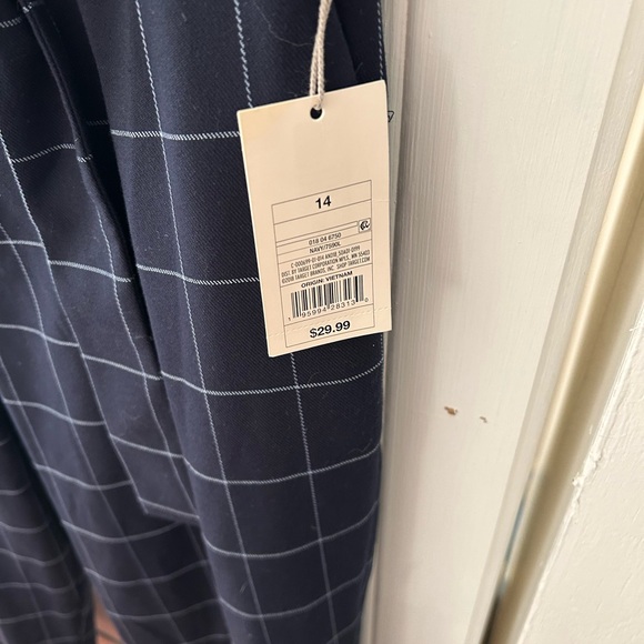 A New Day Women’s Navy/White Checkered Pants NWT, Belted with Front/Back Pockets - Picture 7 of 10
